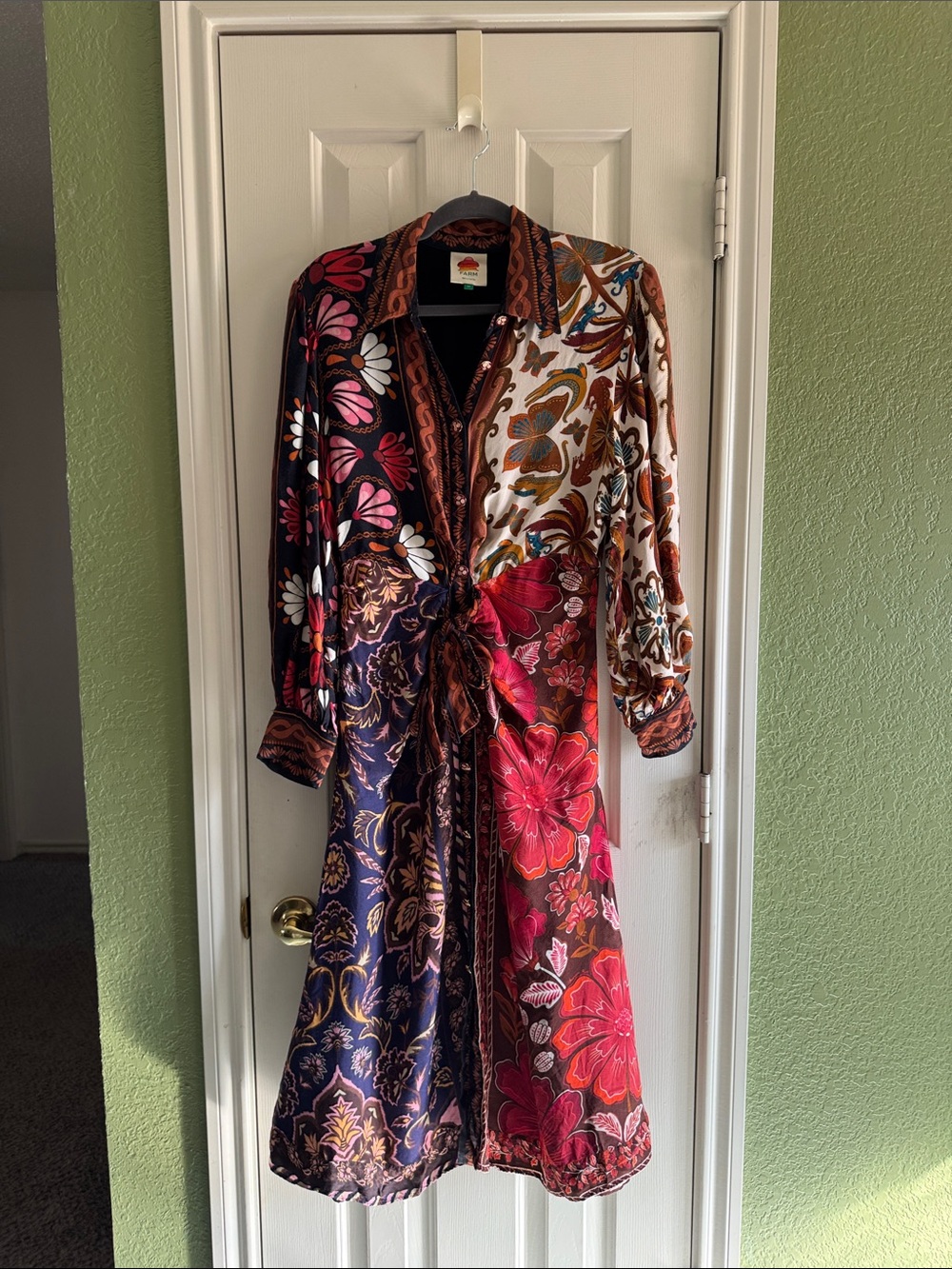 Farm Rio Miranda Shirt dress - Picture 2 of 7